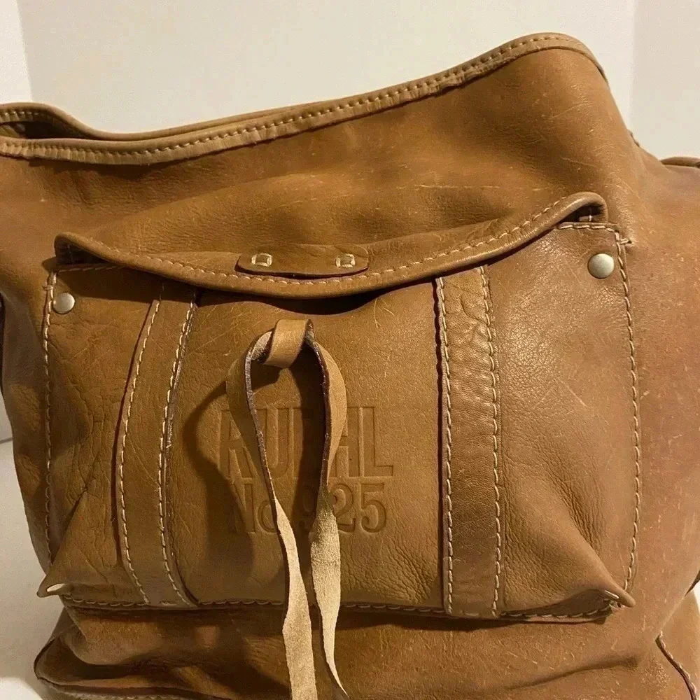 RUEHL no.925 brown distressed leather hobo bag